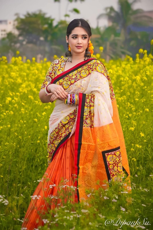 Semi Silk Sharee With Blouse Pece